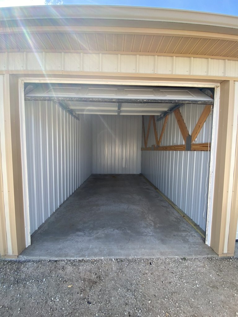 Empty storage unit